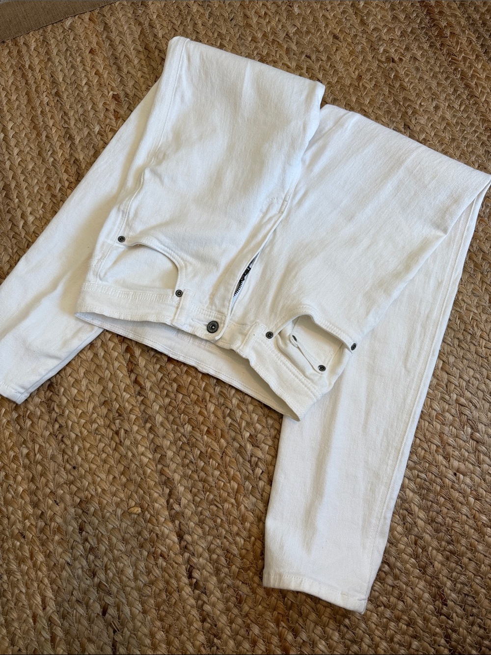 bill blass White Women's Jeans
